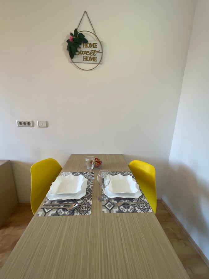 Miha Residence Arad Exteriér fotografie